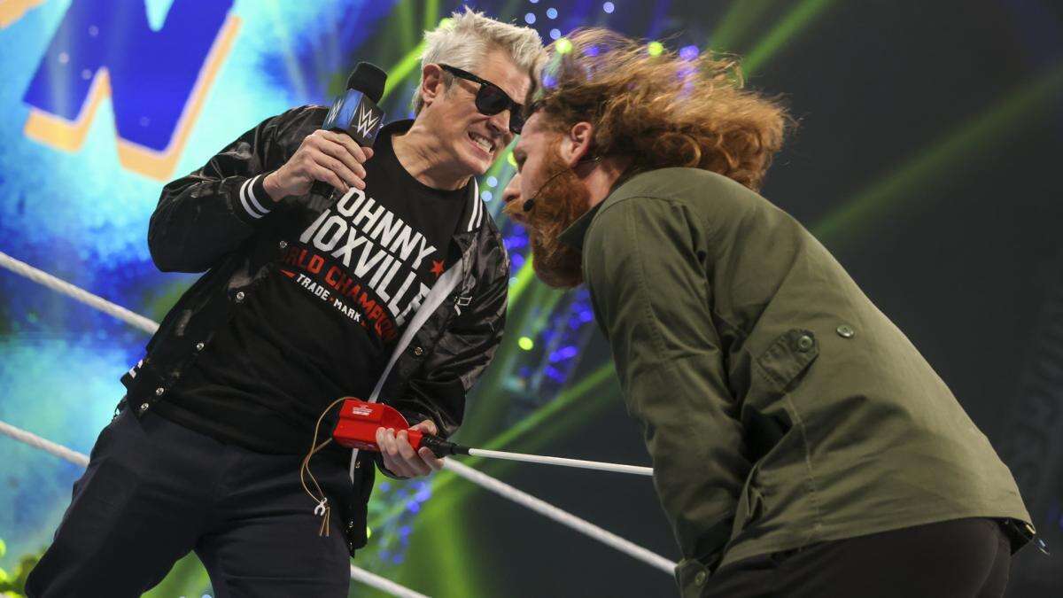 Jackass Forever's Johnny Knoxville Has Big Plans for Sami Zayn at WWE Royal Rumble
